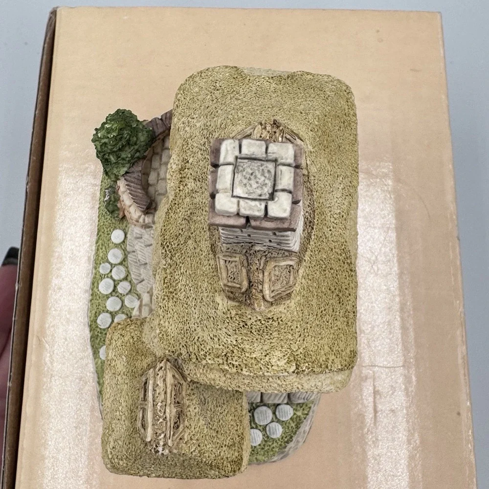 Vintage David‎ Winter Glebe Cottage Miniature Figurine 1993 Village House w/ Box